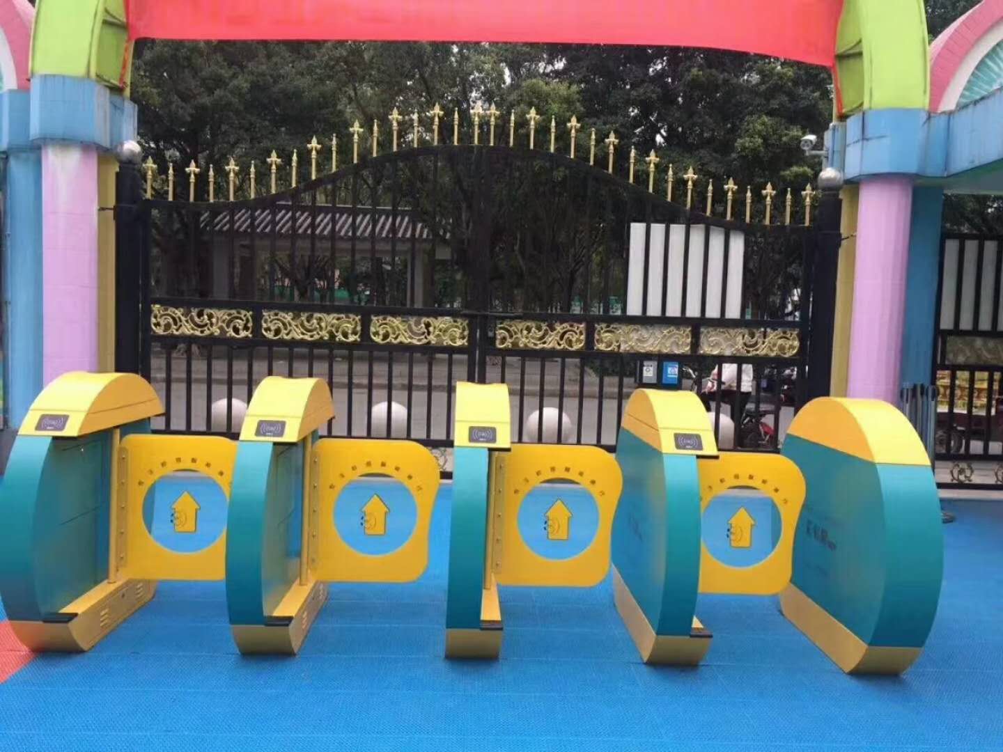 学校幼儿园翼闸系统